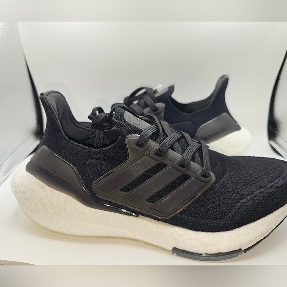 Adidas Ultraboost 21 'Core Black' Men's Size 4